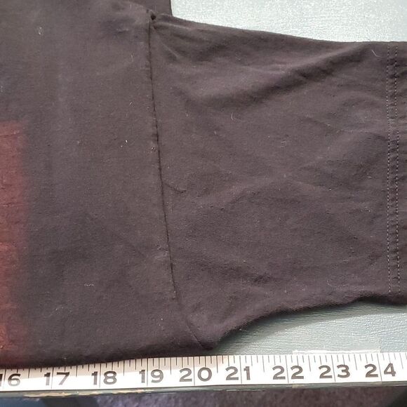 GARTH BROOKS black tee shirt. No size tag. Believe its M/L - Picture 6 of 6